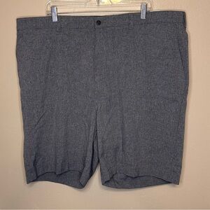 NWT Ben Hogan Men's Flat Front Gray Golf Shorts Size 44